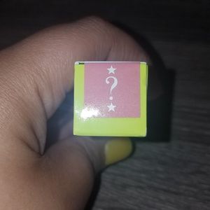 Jeffree Star liquid lipstick in "?"